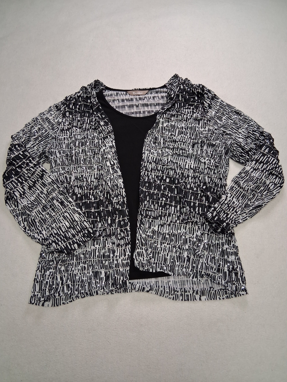 TanJay Black and White Printed Blouse Jacket